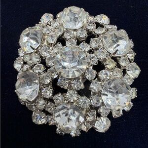 Vintage Crystal Cluster Rhinestone Brooch - Silver Clear